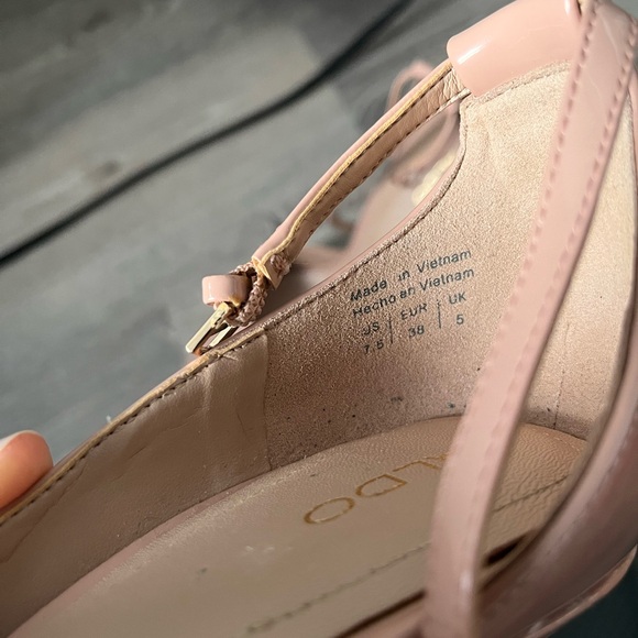 Aldo Leather Stilettos - 7.5 - Picture 3 of 4